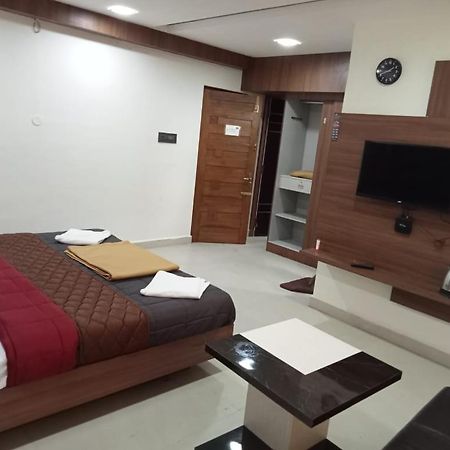 Grand Meridian Vinnamangalam Екстериор снимка
