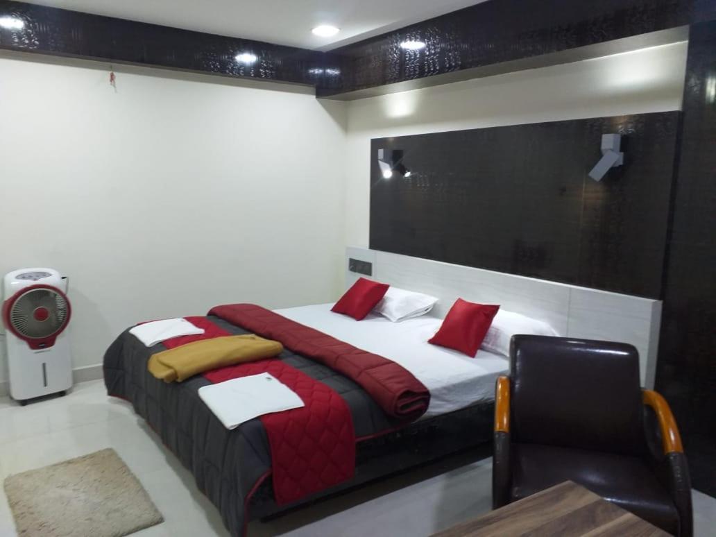 Grand Meridian Vinnamangalam Екстериор снимка