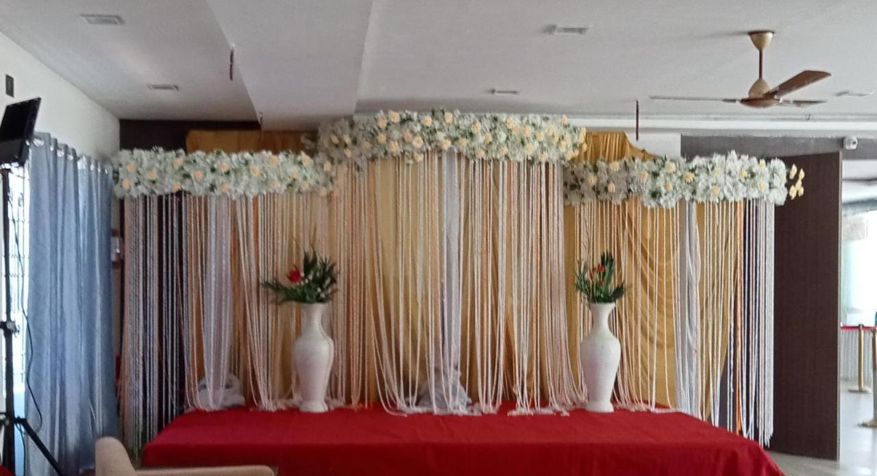 Grand Meridian Vinnamangalam Екстериор снимка