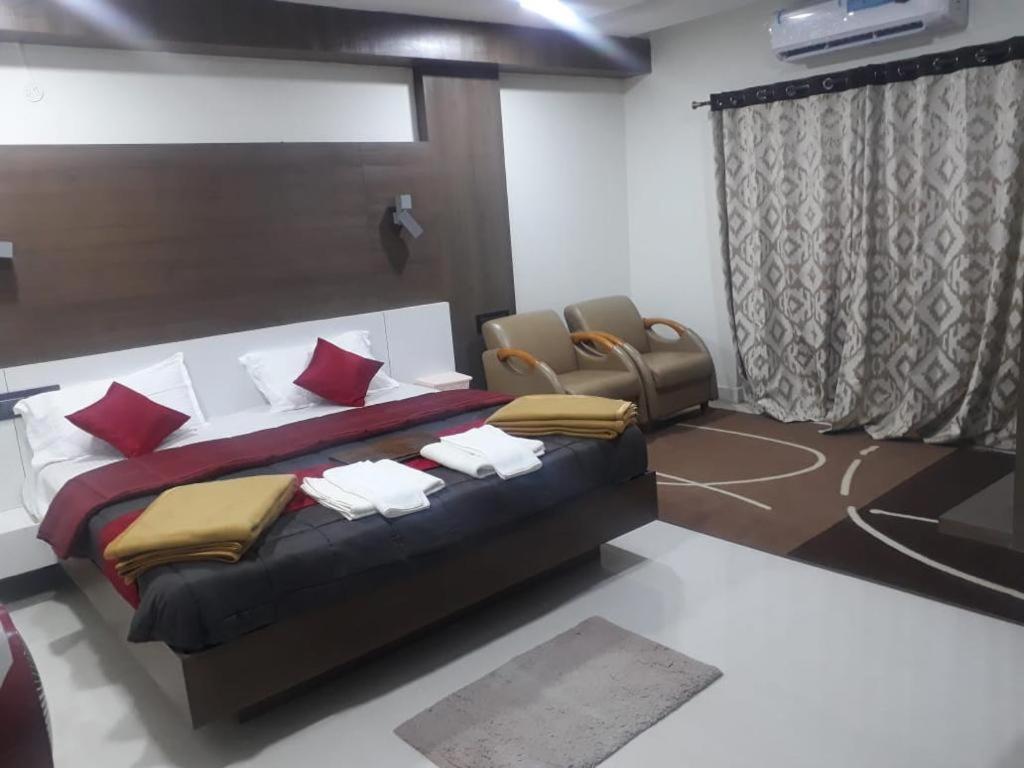 Grand Meridian Vinnamangalam Екстериор снимка