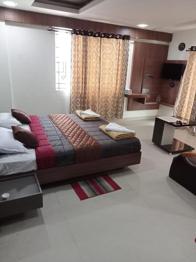 Grand Meridian Vinnamangalam Екстериор снимка